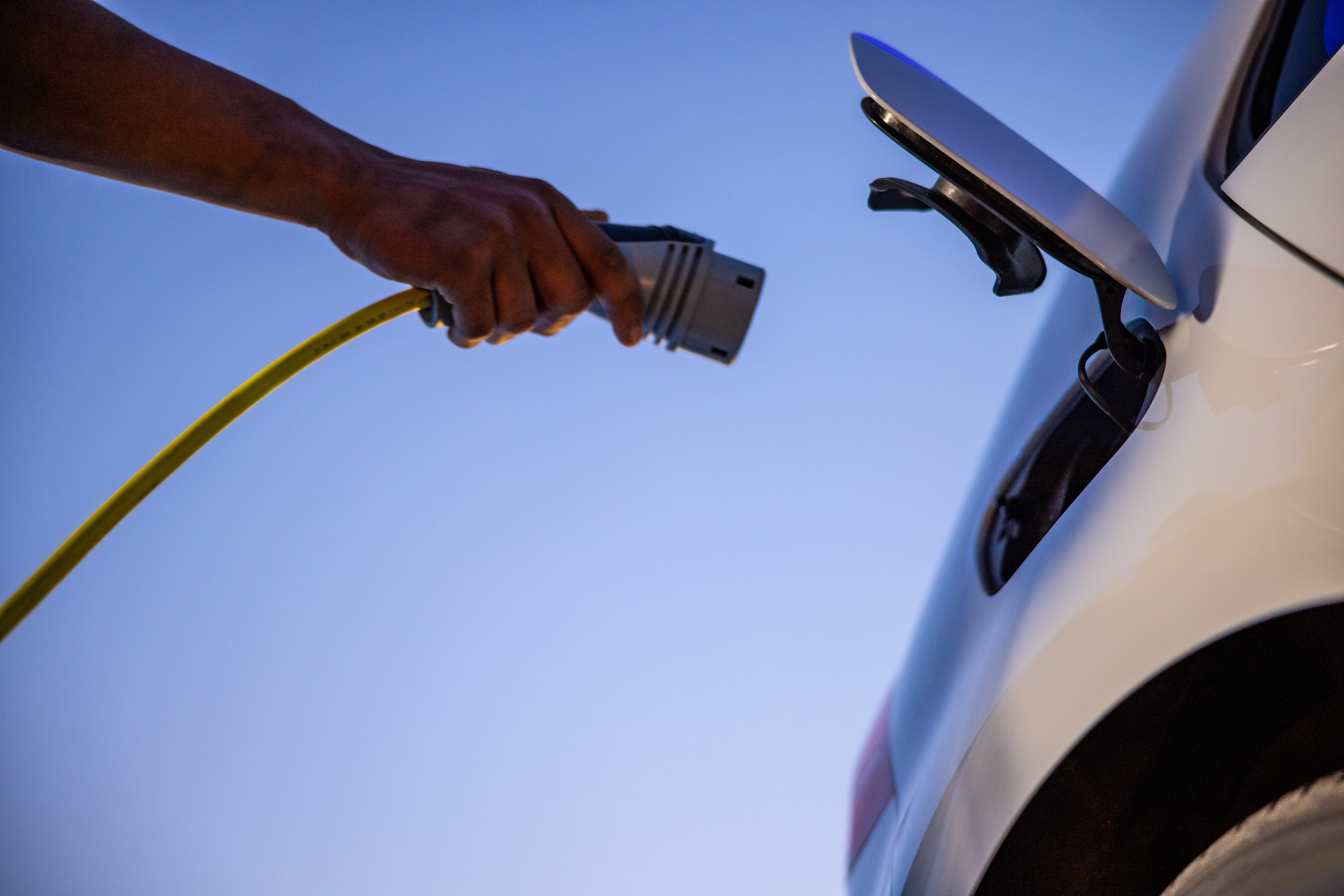 UK businesses call on government to grow UK’s EV charging network