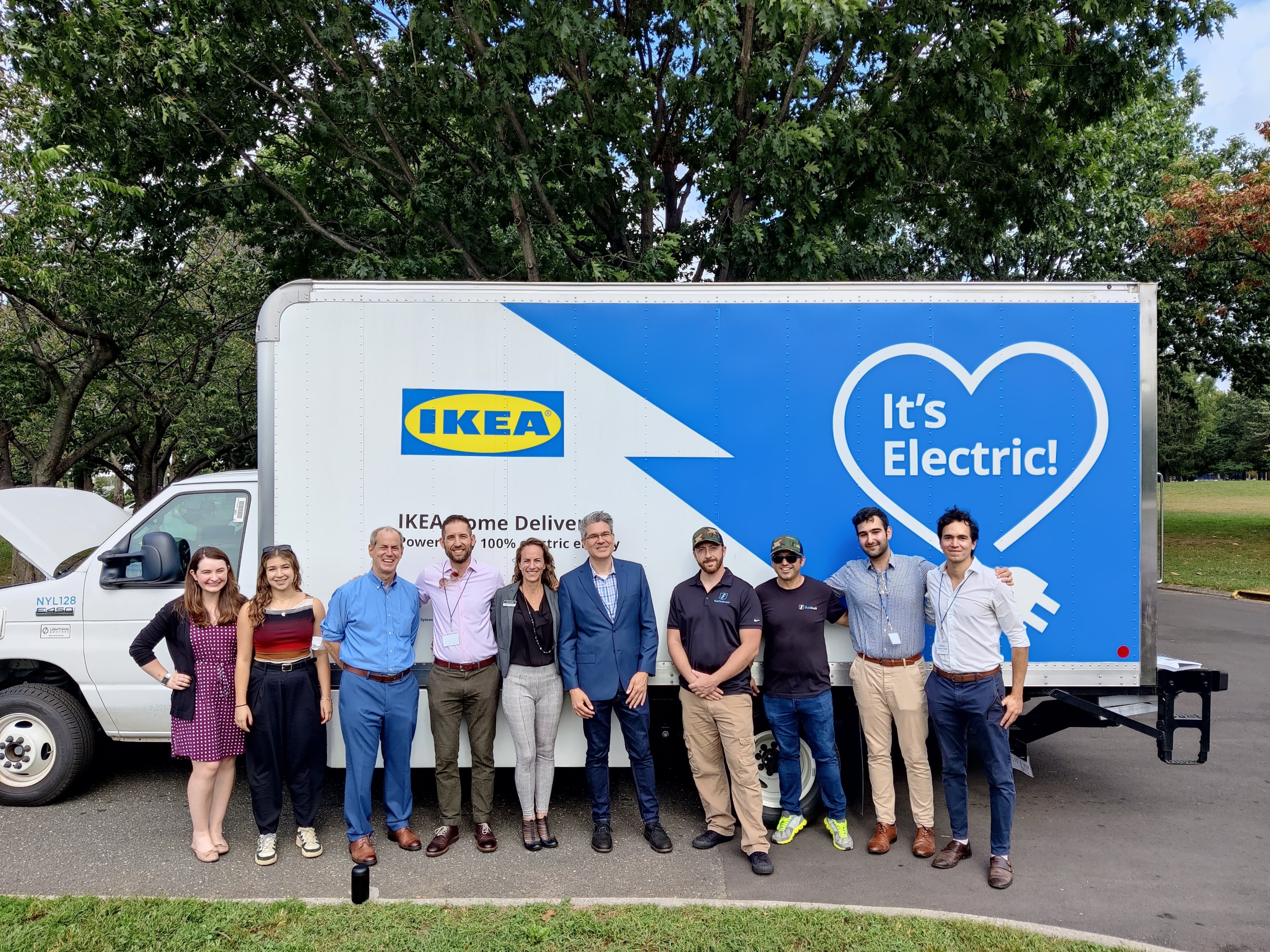 Innovating the last-mile to reach 100% electric deliveries