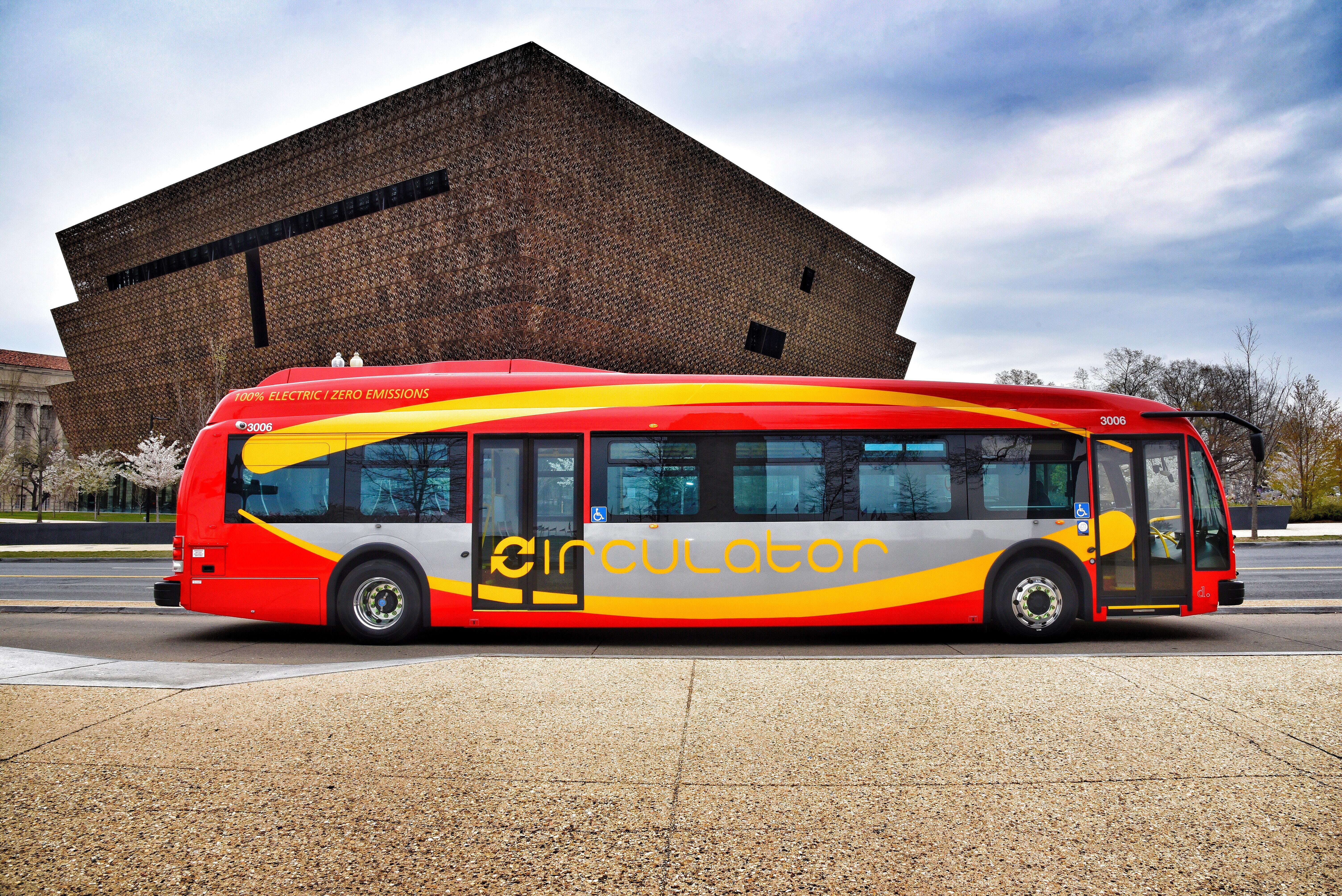 Chile: cleaning up the streets with electric buses