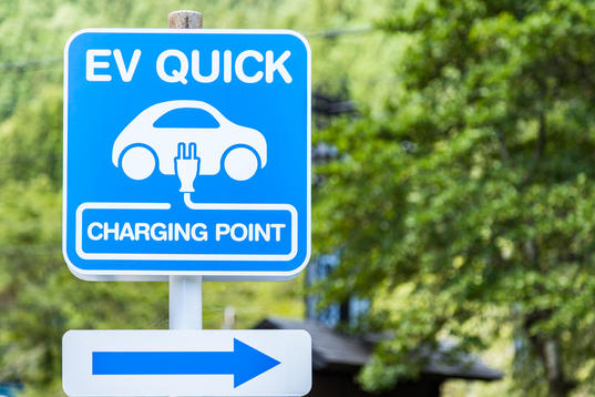 electric vehicle quick charging sign